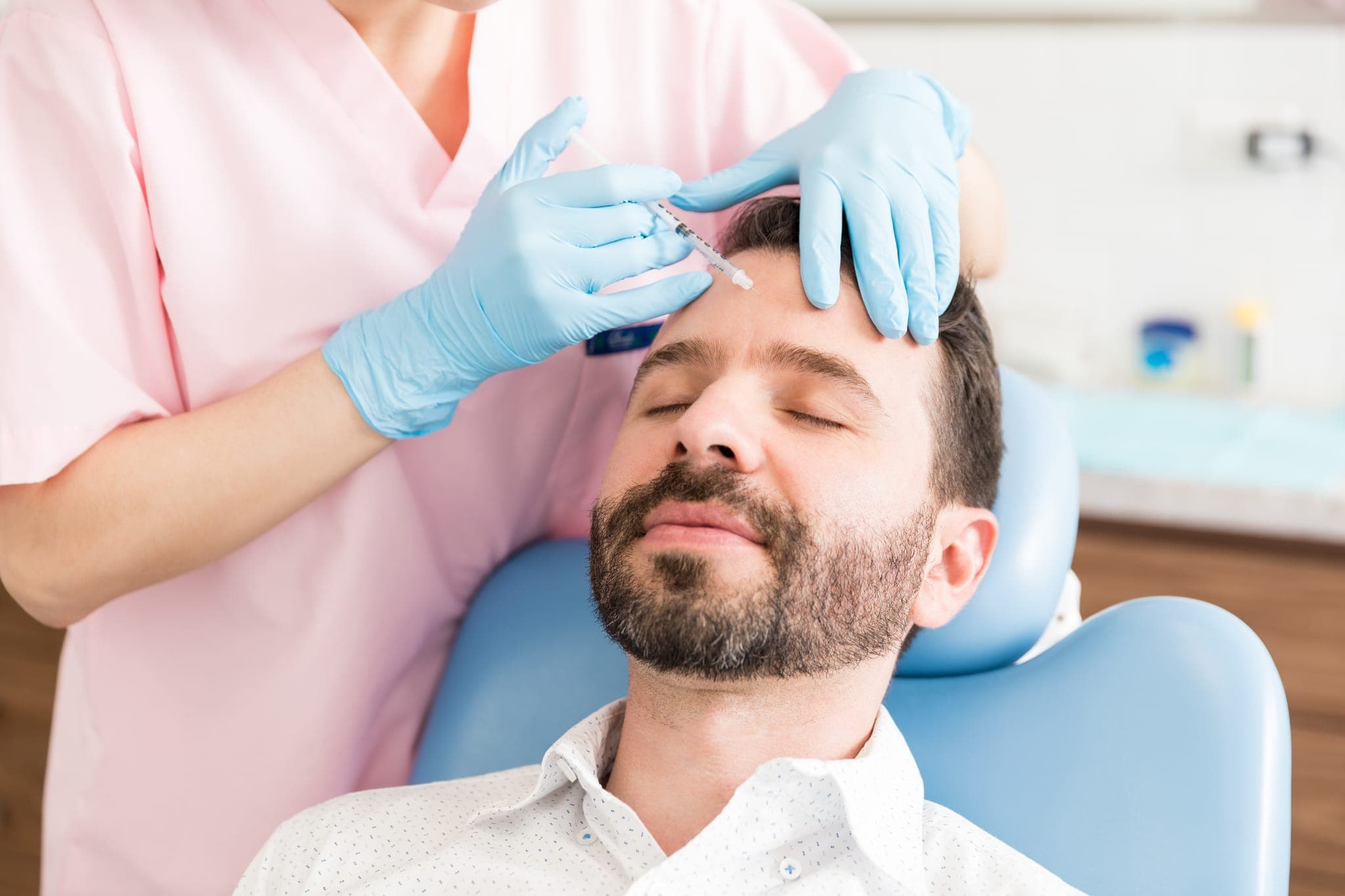 Botox vs. výplně: jaký je rozdíl a co zvolit